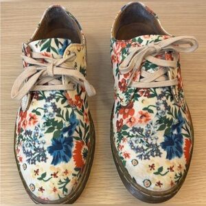 Dr Martens Secret Garden Giselle Floral Canvas Women's Shoes Size 6